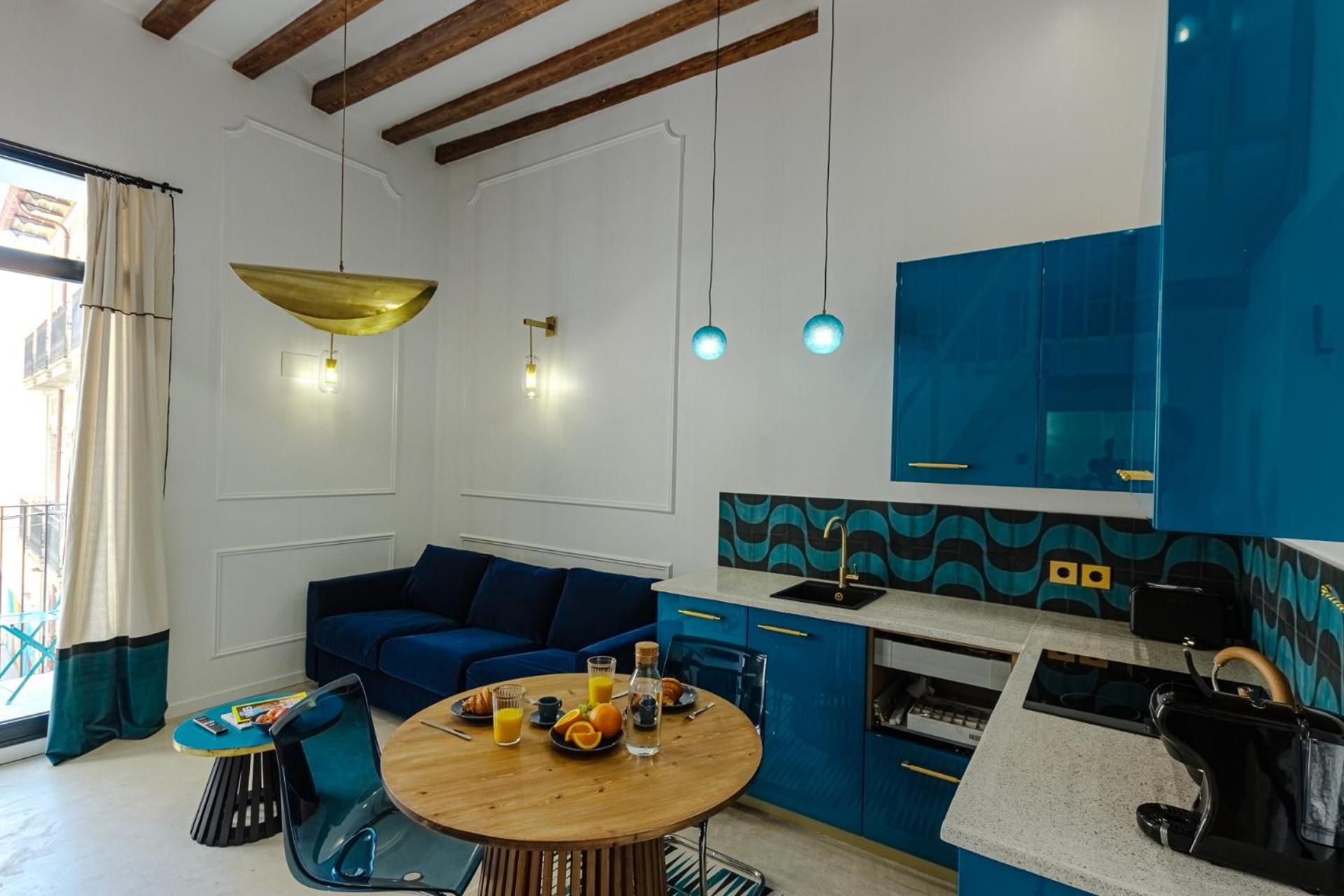 Spacious And Luxurious Mezzanine In Historic Center * Alicante