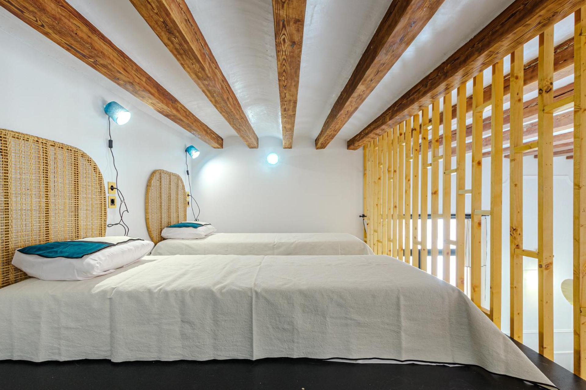Spacious And Luxurious Mezzanine In Historic Center Appartamento