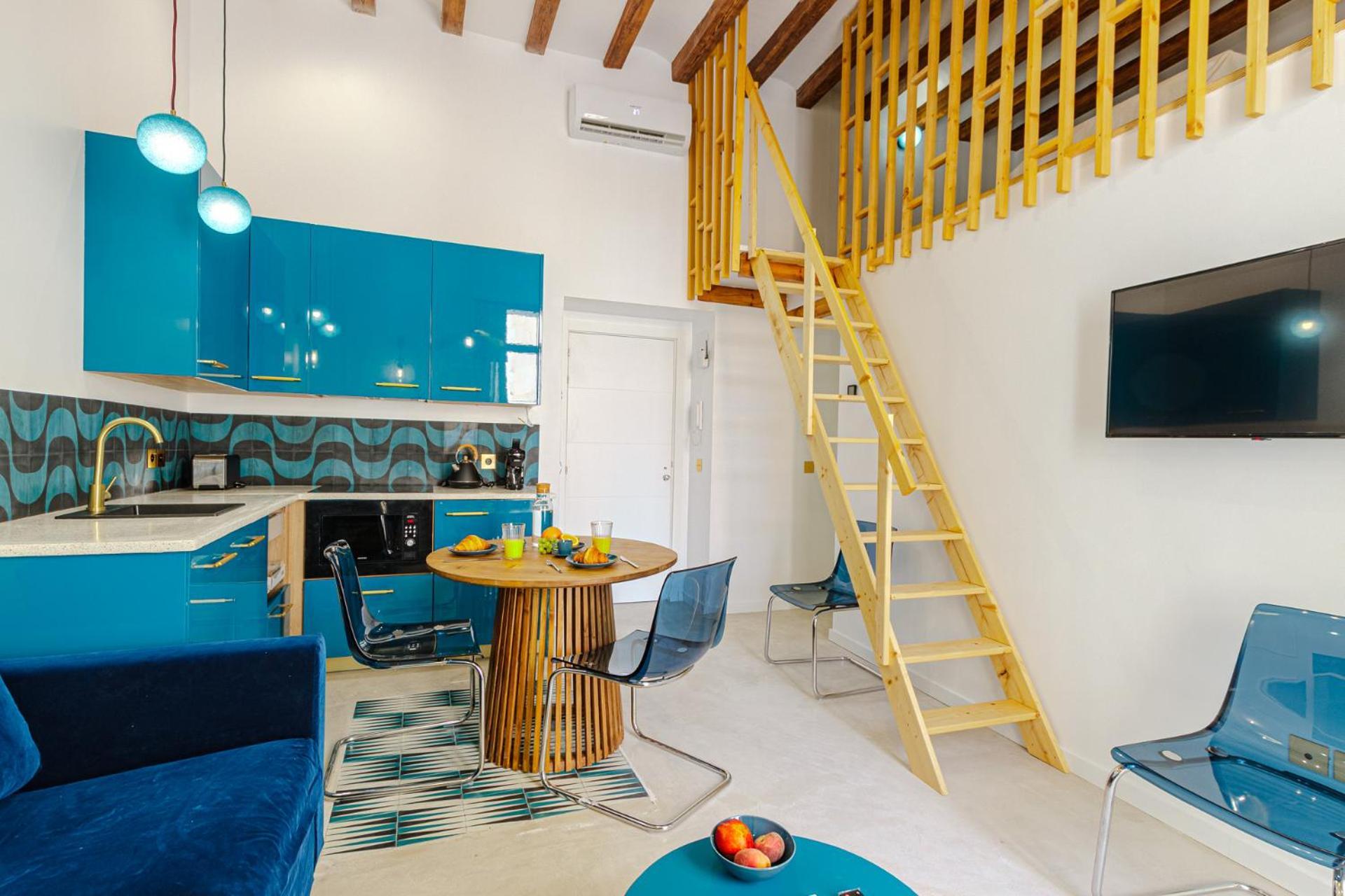 Appartement Spacious And Luxurious Mezzanine In Historic Center *